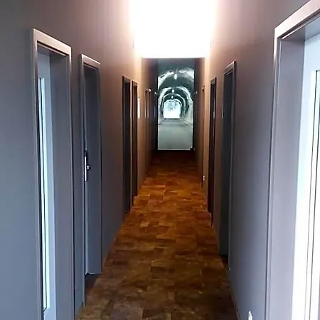 Boxhotel 2* Gotinga