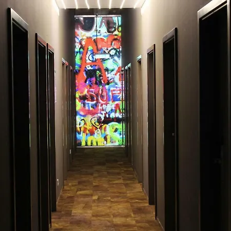 Hotel Boxhotel